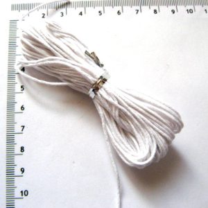 Ață cerată din bumbac alba 52308